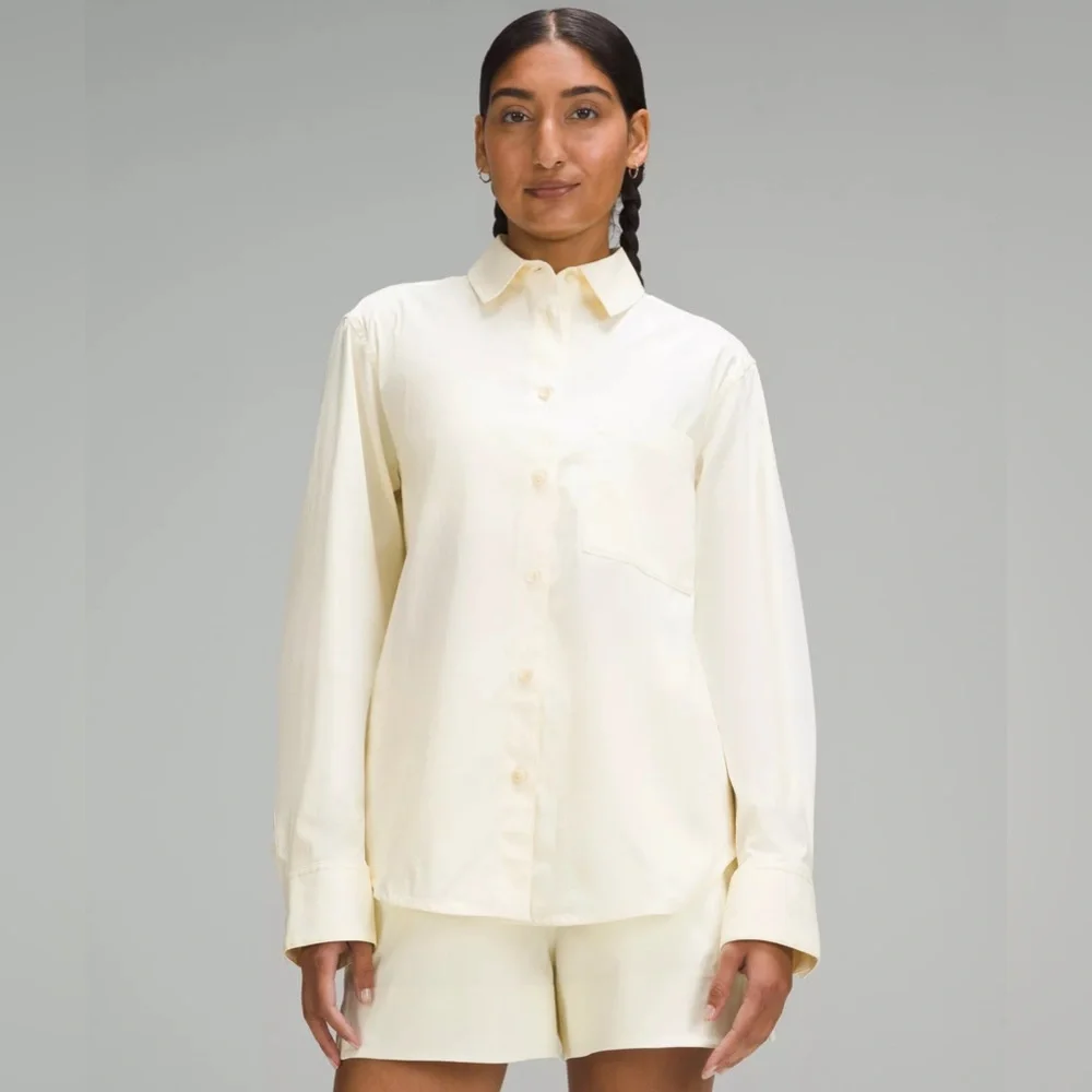 Women’s Lululemon Cream Button-Up Jacket
